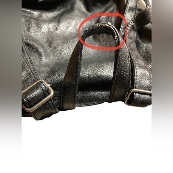 Aztec Print Drawstring Snap Closure Backapack - Picture 11 of 15